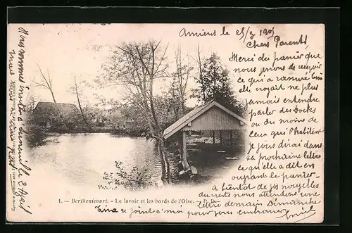 AK Berthenicourt, le lavoir et les bords de l'Oise