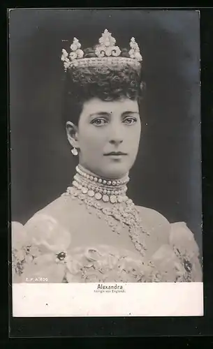 AK Portrait der Königin Alexandra von England mit Krone
