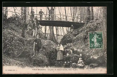 AK Viels-Maisons, le pont du Grand Gaulis, dans le parc