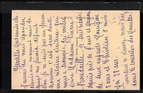 AK La Capelle, le Monument aux Morts