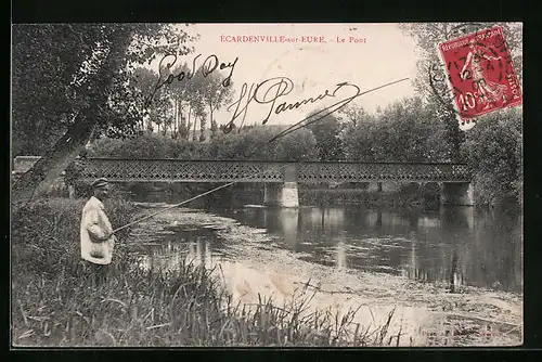 AK Écardenville-sur-Eure, Le Pont, Uferpartie mit Angler