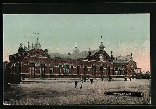 AK Ypres, La Gare, Bahnhof