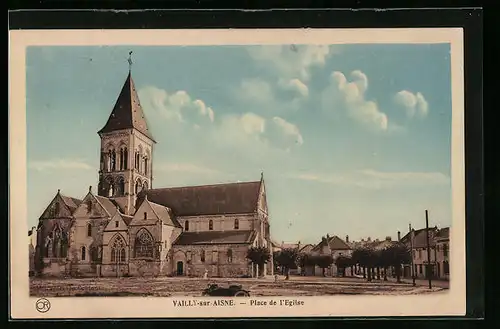 AK Vailly-sur-Aisne, Place de l'Eglise