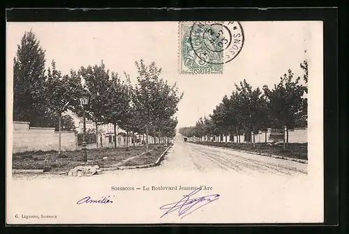 AK Soissons, le Boulevard Jeanne-d'Arc