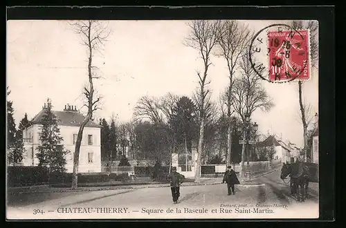 AK Chateau-Thierry, Square de la Bascule et Rue Saint-Martin