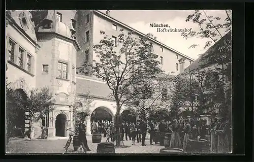 AK München, Hof im Hofbräuhaus