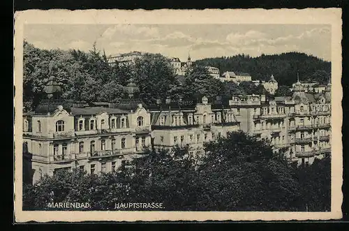 AK Marienbad, Hauptstrasse mit Hotel
