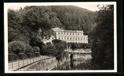 AK Karlsbad, Uferpartie am Parkhotel Richmond