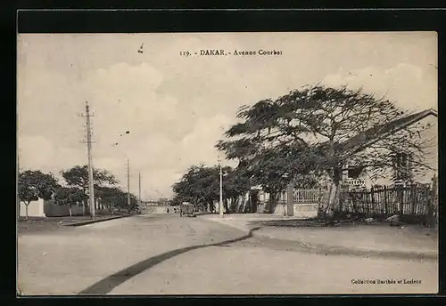 AK Dakar, Avenue Courbet