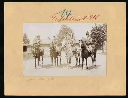 Fotografie Brück & Sohn Meissen, Ansicht Grossenhain, 1.K.S. Husaren-Regiment König Albert während einer Patrouille