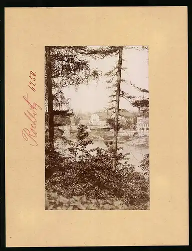 Fotografie Brück & Sohn Meissen, Ansicht Rochlitz, Blick auf die Stadt mit Muldenbrücke udn Schloss