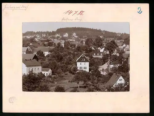 Fotografie Brück & Sohn Meissen, Ansicht Hintergersdorf, Blick auf den Ort mit Harthaberg im Hintergrund