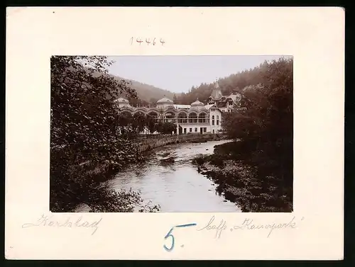 Fotografie Brück & Sohn Meissen, Ansicht Karlsbad, Egerpartie mit Blick auf das Cafe Kaiserpark