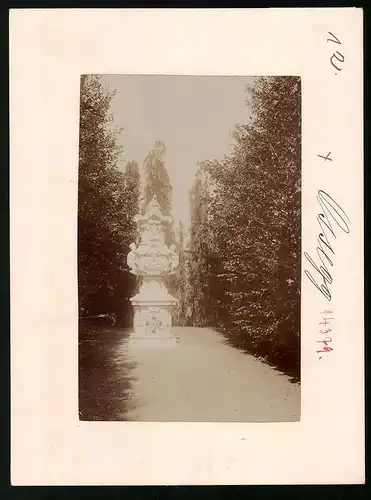 Fotografie Brück & Sohn Meissen, Ansicht Ossegg, Blick auf das Monument zur Sünde im Klosterpark