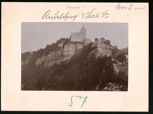 Fotografie Brück & Sohn Meissen, Ansicht Rudelsburg a. Saale, Blick auf die Ruine der Rudelsburg
