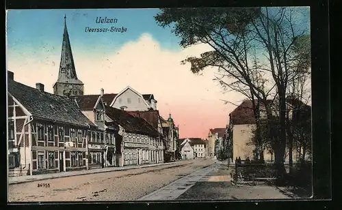 AK Uelzen, Veersser-Strasse mit Bäumen