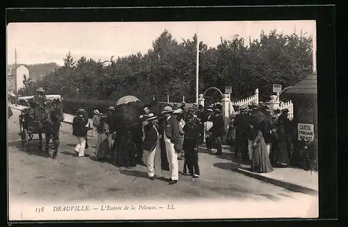 AK Deauville, L'Entree de l a Pelouse