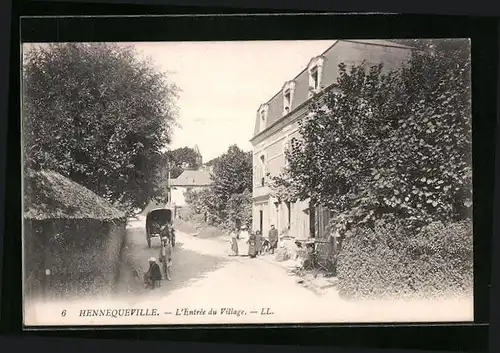 AK Hennequeville, L'Entree du Village