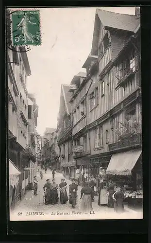 AK Lisieux, La Rue aux Fevres