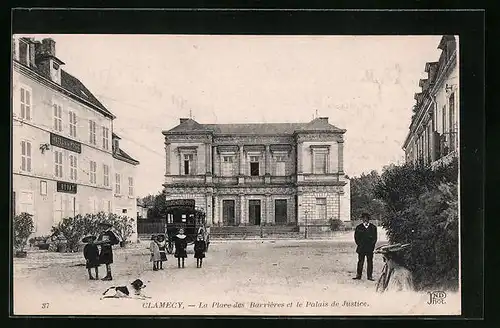 AK Clamecy, La Place des Barrieres et le Palais de Justice