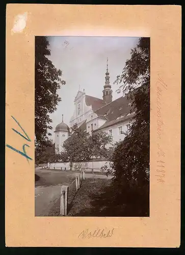 Fotografie Brück & Sohn Meissen, Ansicht Panschwitz-Kuckau, Partie an der Klosterkirche und Abtei St Marienstern