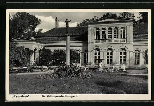 AK Neustrelitz, Im Schlossgarten, Orangerie