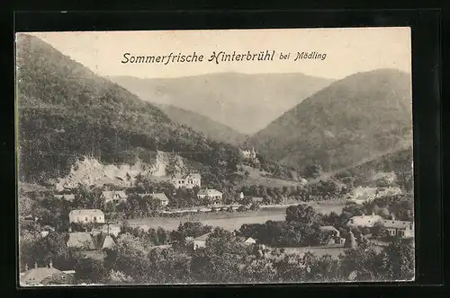 AK Hinterbrühl / Mödling, Gesamtansicht mit Kirchturm