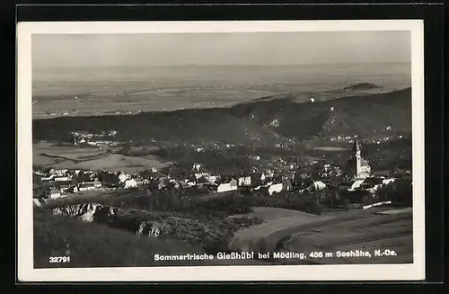 AK Giesshübl bei Mödling, Ortsansicht aus der Vogelschau