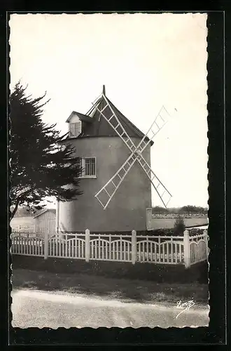 AK Saint-Benoist des Ondes, Moulin á vent