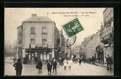 AK Montceau-les-Mines, Rue des Oisceaux - Sortie de la Gare