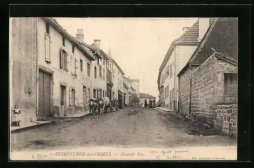 AK Dompierre-les-Ormes, Grande Rue