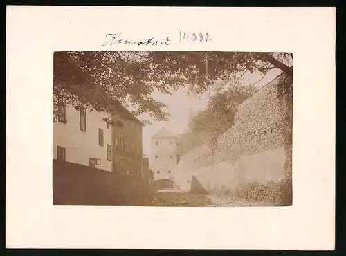 Fotografie Brück & Sohn Meissen, Ansicht Komotau, Strassenpartie an der Stadtmauer