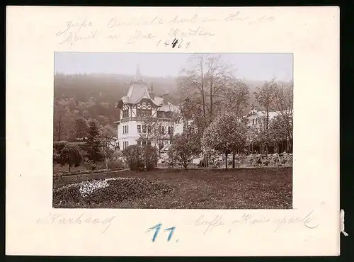 Fotografie Brück & Sohn Meissen, Ansicht Karlsbad, Partei mit Gartenlokal am Cafe Kaiserpark