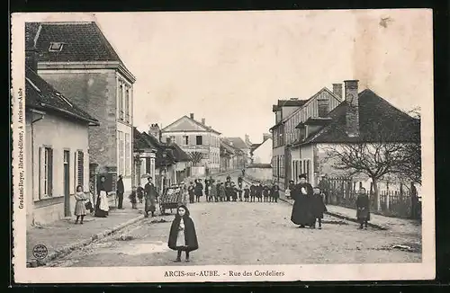 AK Arcis-sur-Aube, Rue des Cordeliers