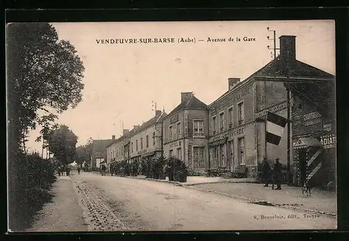 AK Vendeuvre-sur-Barse, Avenue de la Gare