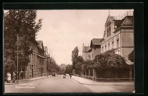 AK Hartha /Sa., Blick in die Pestalozzistrasse