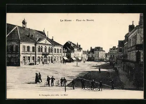 AK Le Blanc, Place du Marché