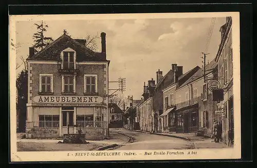 AK Neuvy-St-Sépulchre, Rue Emile-Forichon, Strassenpartie