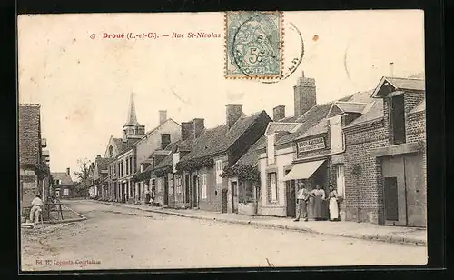 AK Droué, Rue St-Nicolas, Strassenpartie