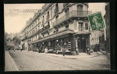 AK Blois, La rue Denis-Papin et le Grand Bazar