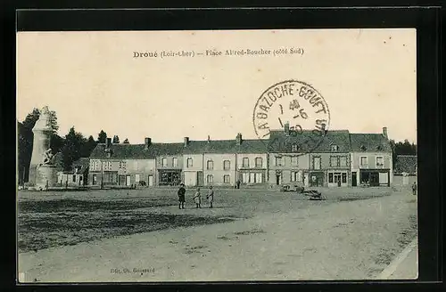 AK Droué, Place Alfred-Bouchor