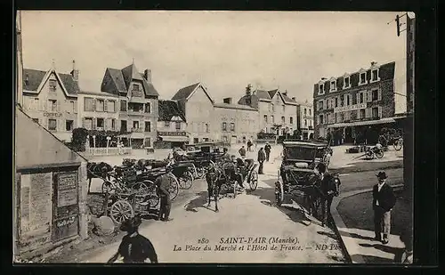 AK Saint-Pair, La Place du Marche et l'Hotel de France