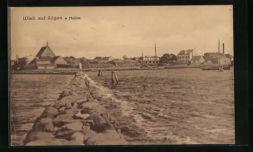 AK Wiek /Rügen, Ortsansicht mit Hafen