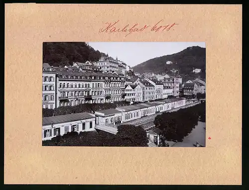 Fotografie Brück & Sohn Meissen, Ansicht Karlsbad, Blick in die Alte Wiese mit Hotel zwei Störche, Goldene Krone
