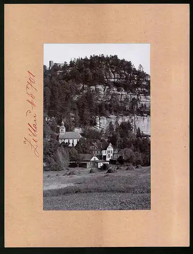 Fotografie Brück & Sohn Meissen, Ansicht Oybin, Blick auf die Kirche mit dem Berg Oybin