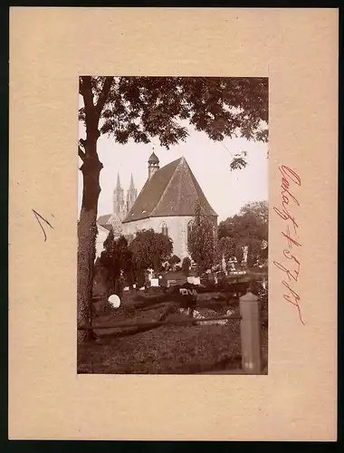 Fotografie Brück & Sohn Meissen, Ansicht Oschatz, Partie an der Begräbniskirche St. Georg mit Friedhof