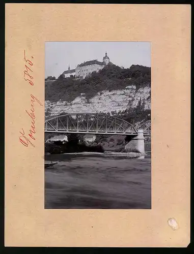 Fotografie Brück & Sohn Meissen, Ansicht Dornburg a. Saale, Saalebrücke mit Blick zum Schloss