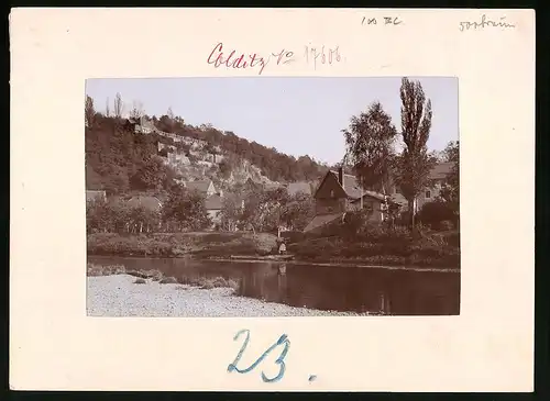 Fotografie Brück & Sohn Meissen, Ansicht Colditz, Ruine mit Uferpartie an der Mulde