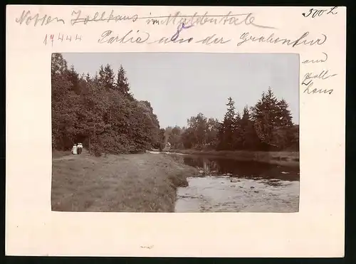 Fotografie Brück & Sohn Meissen, Ansicht Nossen, Damen beim Spaziergang am Grabentour