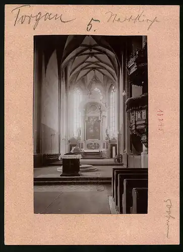 Fotografie Brück & Sohn Meissen, Ansicht Torgau, Altar in der Stadtkirche mit Kanzel